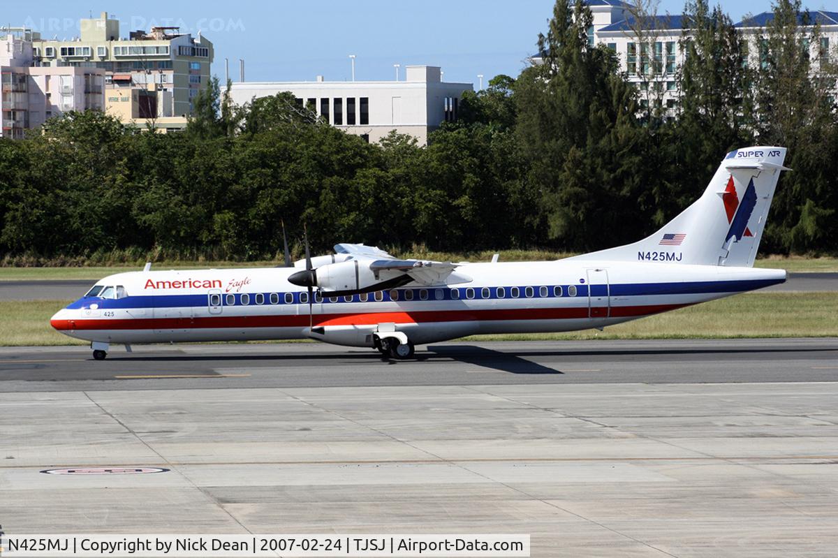 N425MJ, 1994 ATR 72-212 C/N 425, /