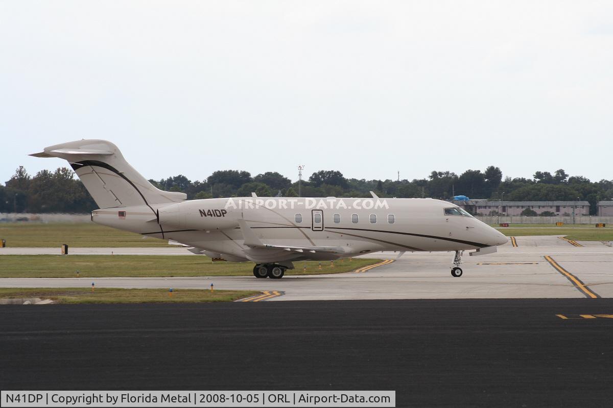 N41DP, 2004 Bombardier Challenger 300 (BD-100-1A10) C/N 20010, Bombardier Challenger 300