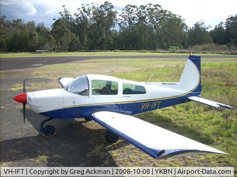 VH-IFT, 1977 American Aviation AA-5B Traveler C/N AA5B-0621, Grumman AA5B-0621 @ Kooralbyn Queensland Australia