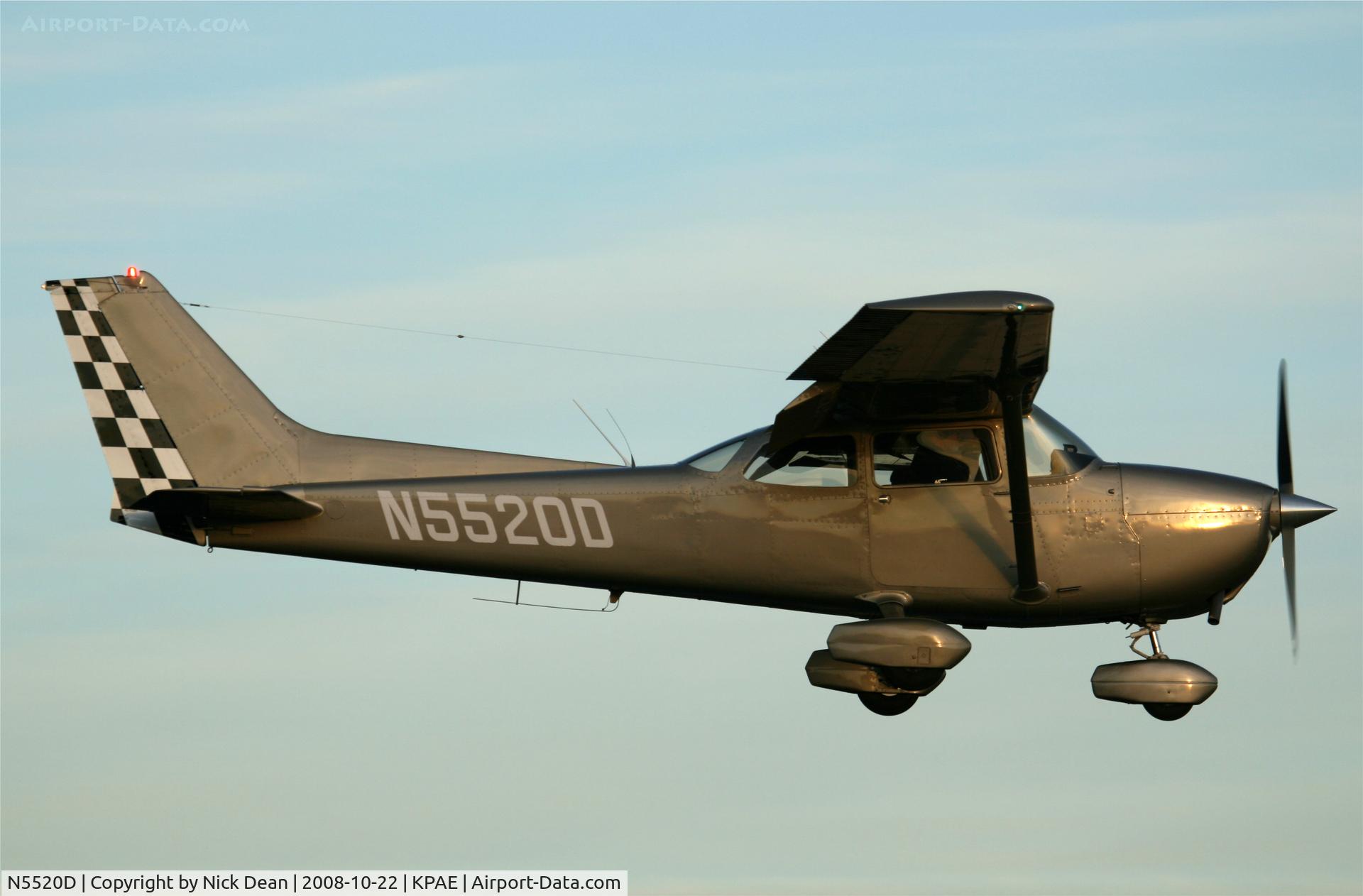 N5520D, 1979 Cessna 172N C/N 17272591, /