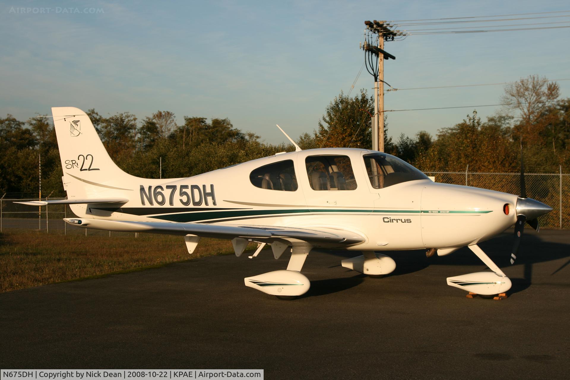N675DH, 2002 Cirrus SR22 C/N 0163, I like this light level, Canon 24-105L IS