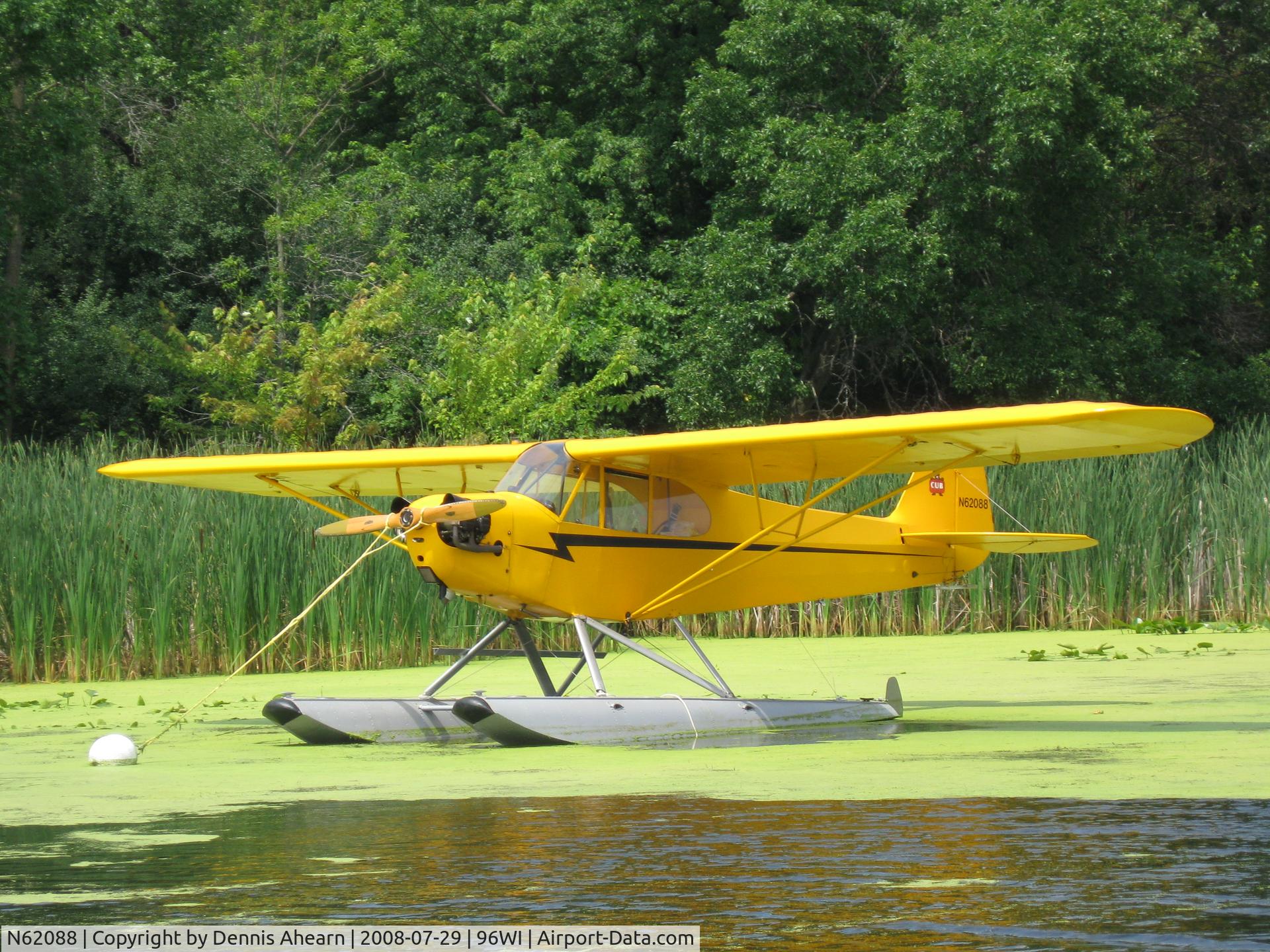 N62088, 1942 Piper J3C-65 Cub C/N 8273, OSH Seaplane Base