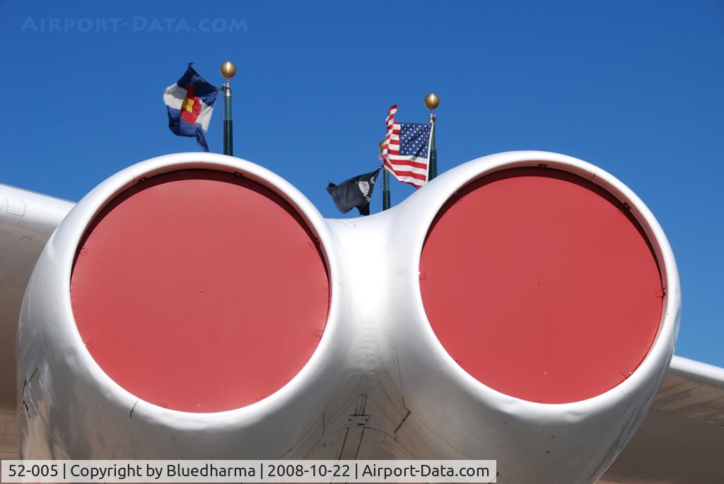 52-005, 1952 Boeing GB-52B Stratofortress C/N 16495, 	