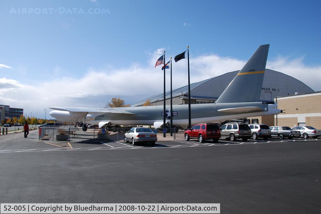 52-005, 1952 Boeing GB-52B Stratofortress C/N 16495, 	