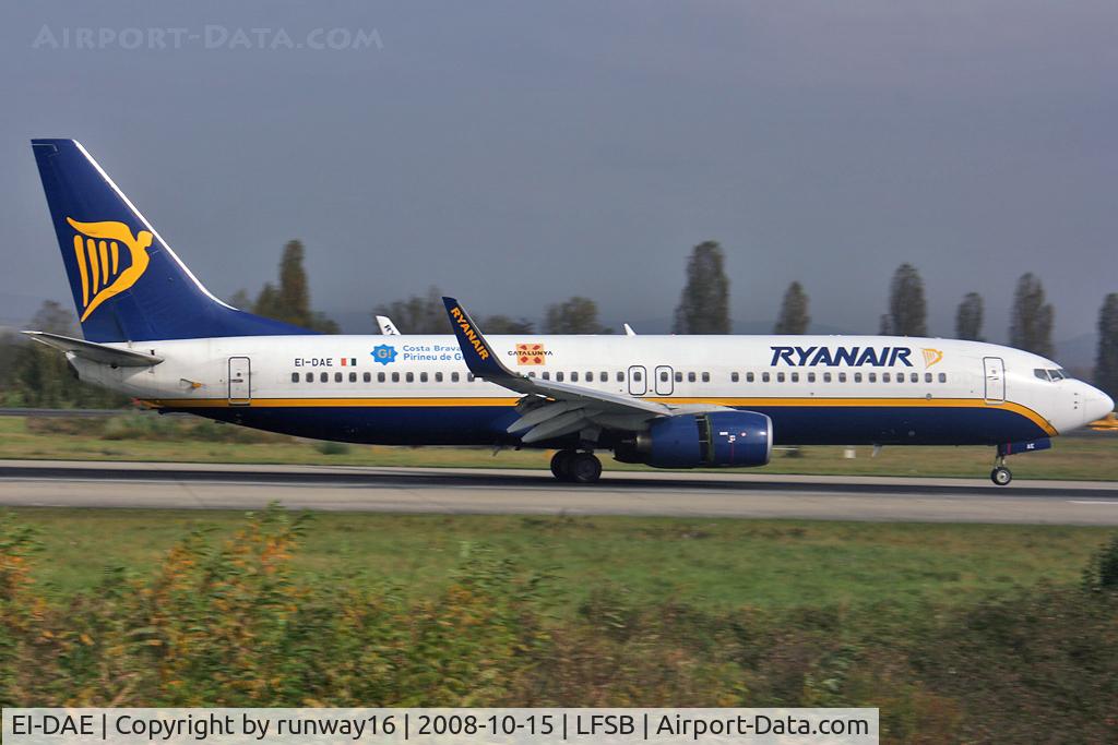 EI-DAE, 2002 Boeing 737-8AS C/N 33545, inbound from Valencia - with Costa Brava Catalunya sticker