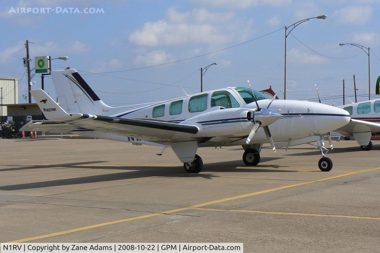 N1RV, 1990 Beech 58 Baron C/N TH-1578, At Grand Prairie Municipal