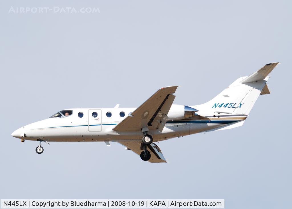 N445LX, 2000 Raytheon 400A Beechjet C/N RK-298, On final approach to 17L.