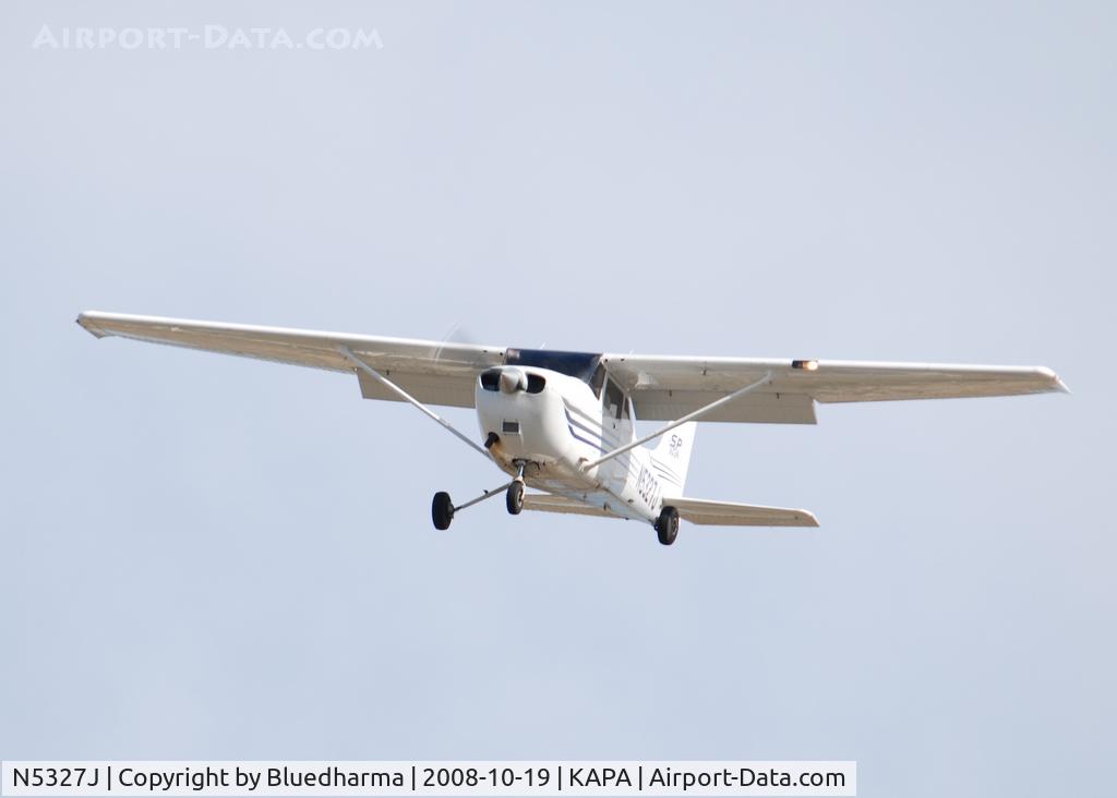 N5327J, 2003 Cessna 172S C/N 172S9356, On final approach to 17L.