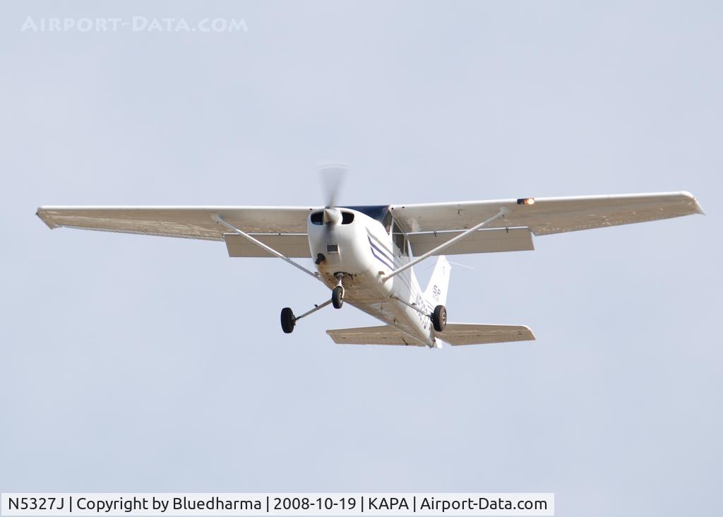 N5327J, 2003 Cessna 172S C/N 172S9356, On final approach to 17L.