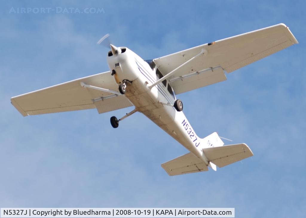 N5327J, 2003 Cessna 172S C/N 172S9356, On final approach to 17L.