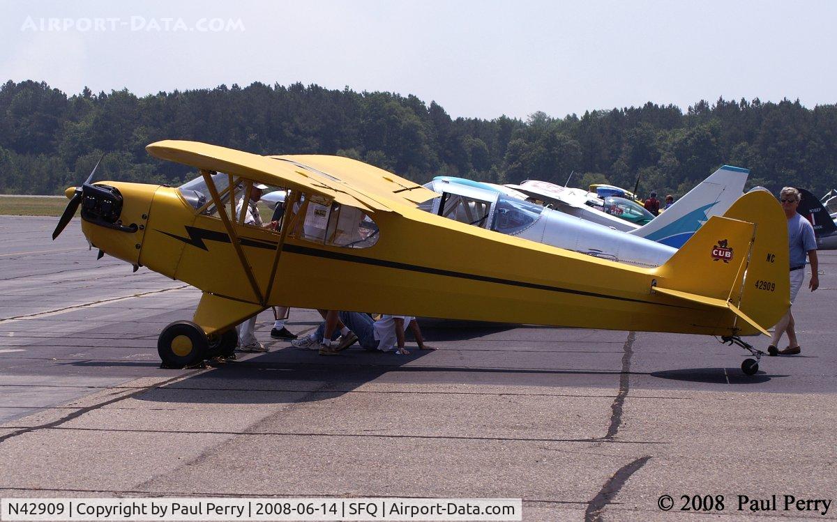 N42909, 1945 Piper J3C-65 Cub C/N 15244, Classic, very nice
