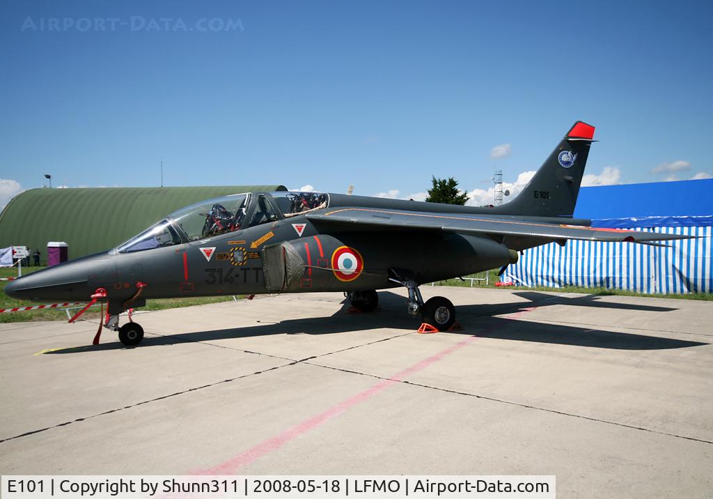 E101, Dassault-Dornier Alpha Jet E C/N E101, Displayed during LFMO Airshow 2008