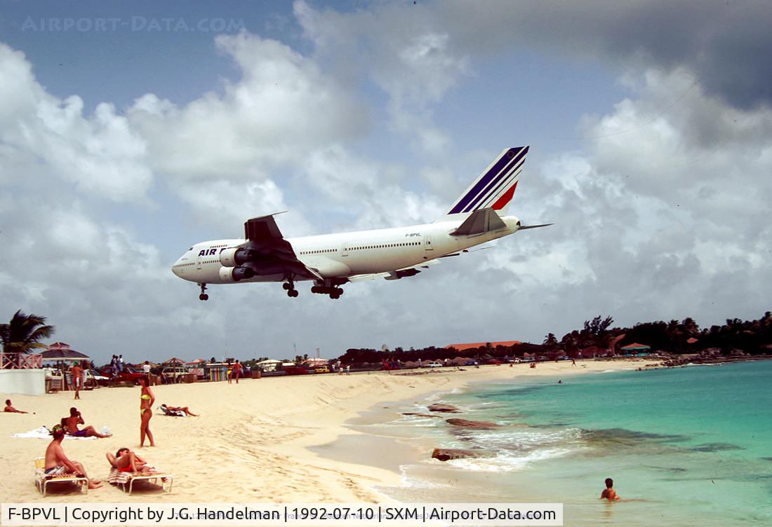 F-BPVL, 1973 Boeing 747-128 C/N 20798, touch down St. Maarten