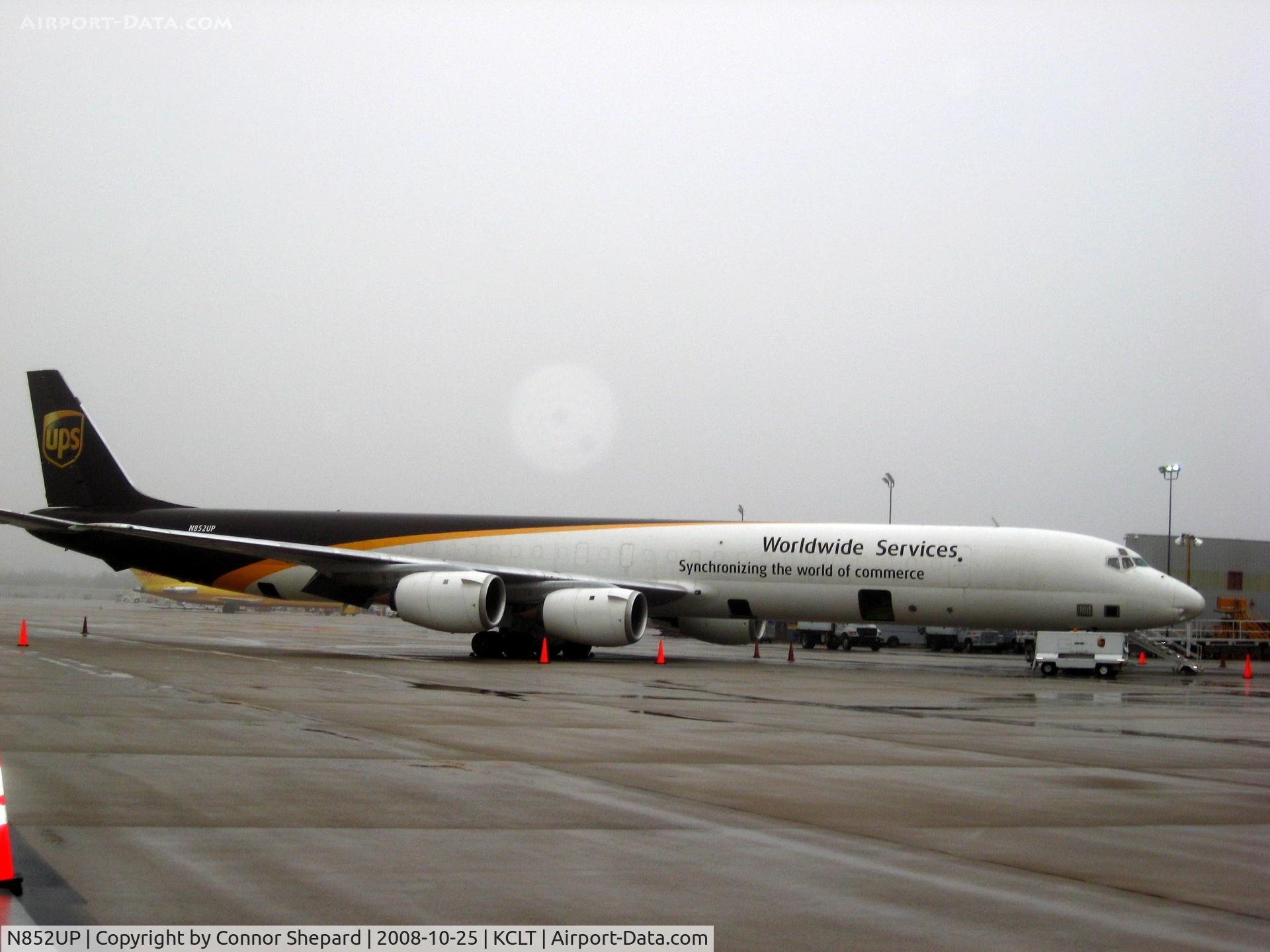 N852UP, 1969 Douglas DC-8-73F C/N 46052, DC-8 at UPS terminal