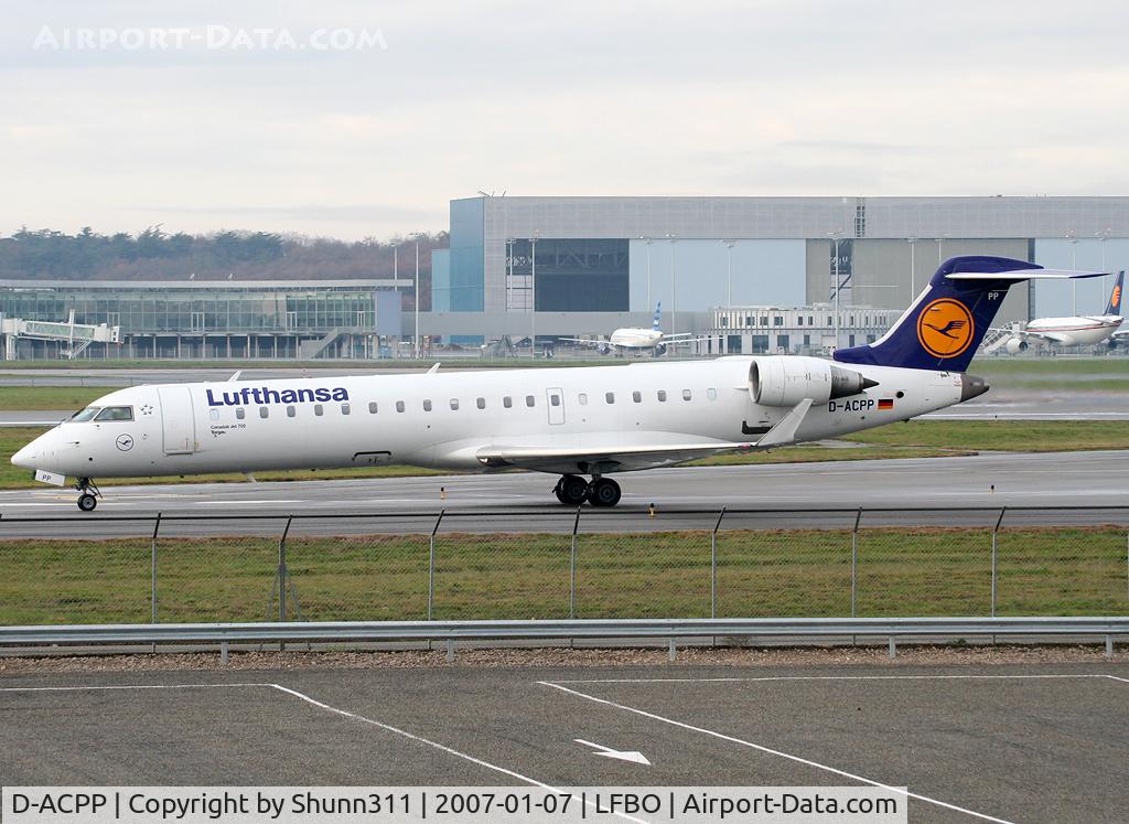 D-ACPP, 2003 Bombardier CRJ-701ER (CL-600-2C10) Regional Jet C/N 10086, Rolling to the terminal...