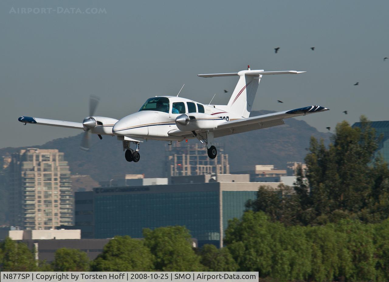 N877SP, 1980 Beech 76 Duchess C/N ME-310, N877SP arriving on RWY 21