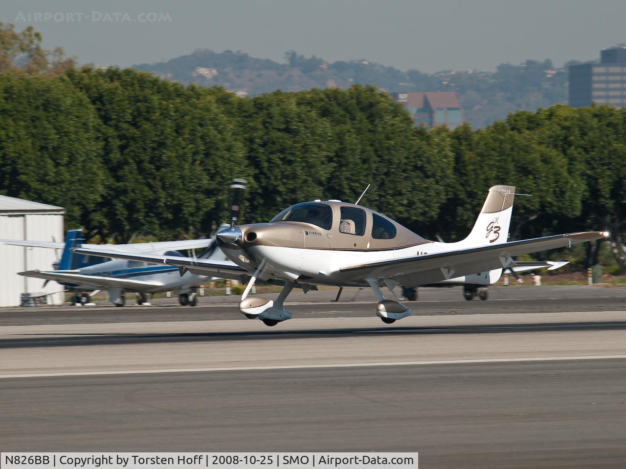 N826BB, 2008 Cirrus SR22 G3 GTSX Turbo C/N 2906, N826BB arriving on RWY 21