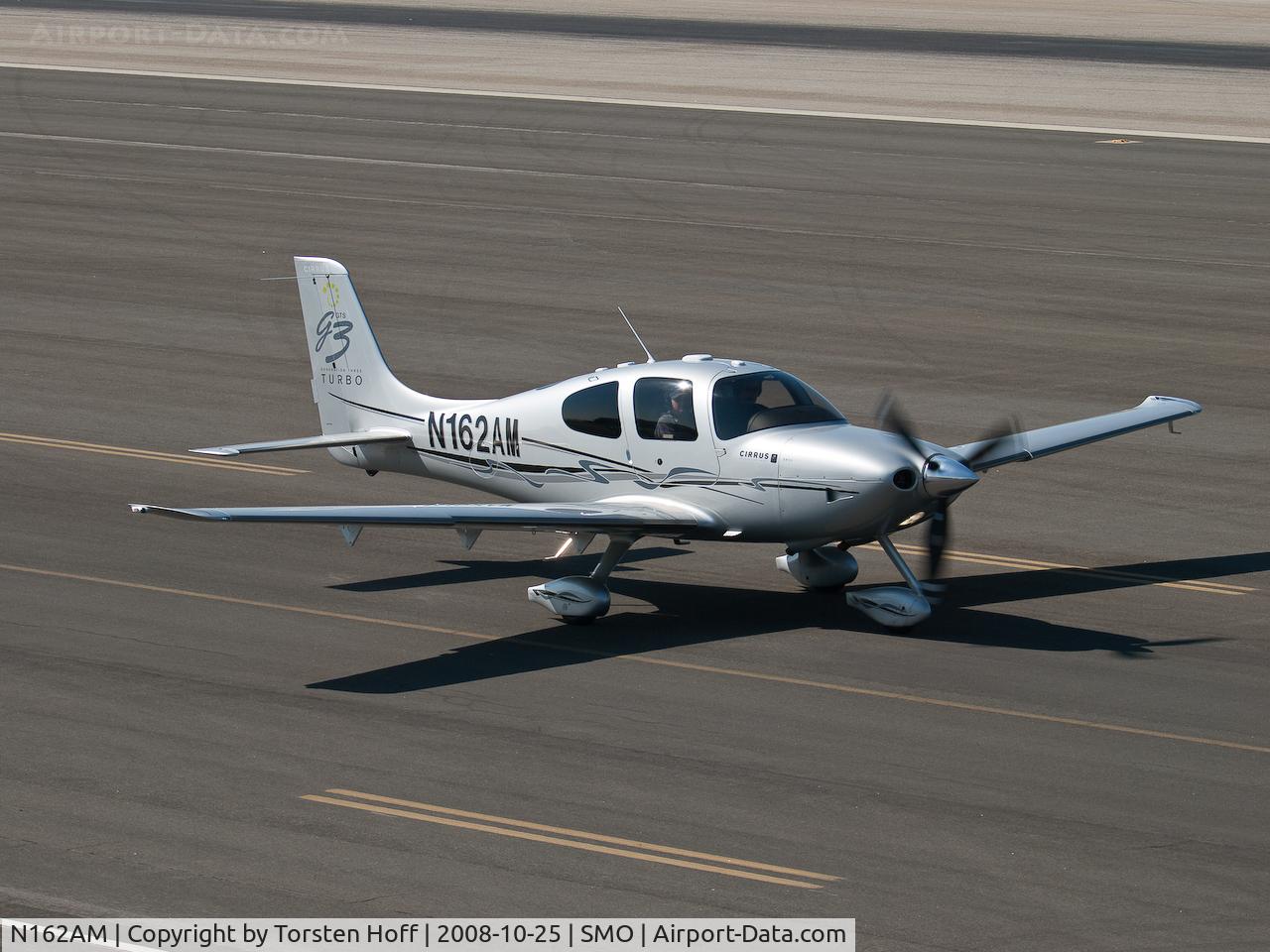 N162AM, 2007 Cirrus SR22 G3 GTS Turbo C/N 2724, N162AM taxiing