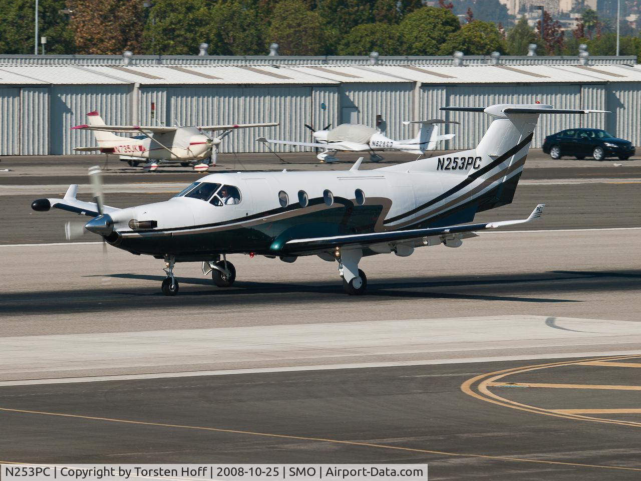 N253PC, 1999 Pilatus PC-12/45 C/N 253, N253PC departing from RWY 21