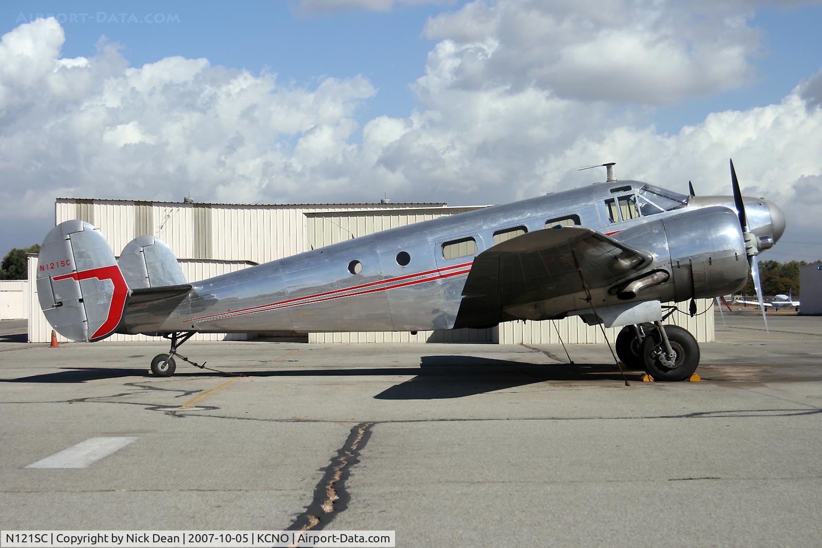 N121SC, 1946 Beech D18S C/N A-85, /