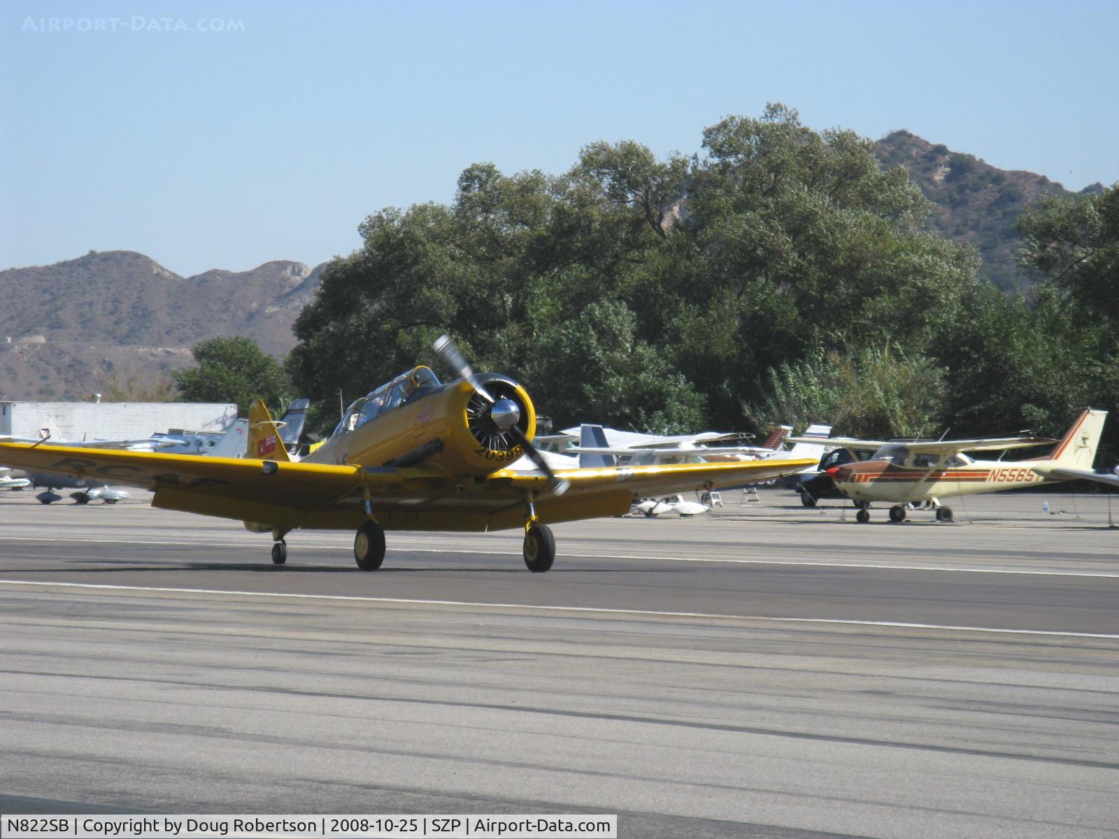 N822SB, 1952 Canadian Car & Foundry Harvard MK IV C/N CCF4-189, 1952 Canadian Car & Foundry HARVARD Mk. IV 'Sweet Candy', P&W R-1340 WASP 600 Hp, landing roll Rwy 22