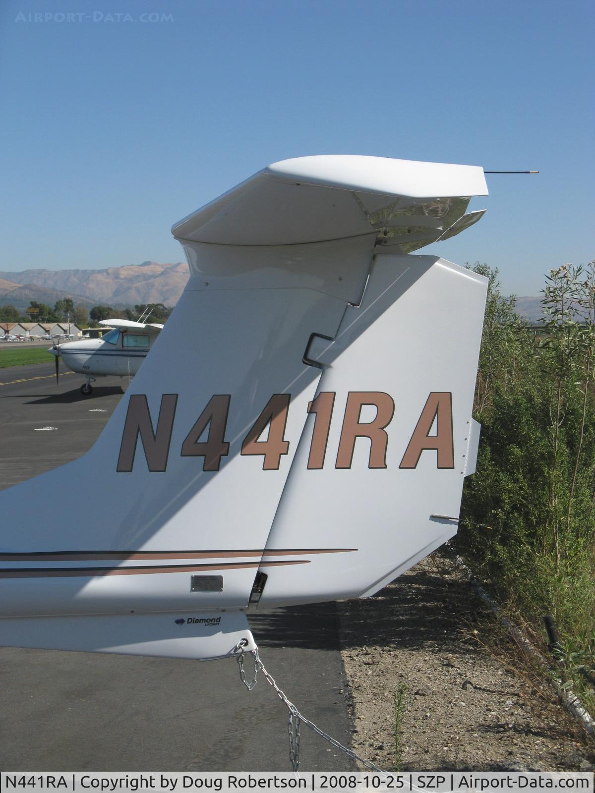 N441RA, 2008 Diamond DA-40XLS Diamond Star C/N 40.916, 2008 Diamond Aircraft Ind. Inc. DA-40-XLS DIAMOND STAR, Lycoming IO-360-M1A+ 180 Hp, Lasar electronic ignition, MT composite three-blade scimitar prop, glass panel, T-tail