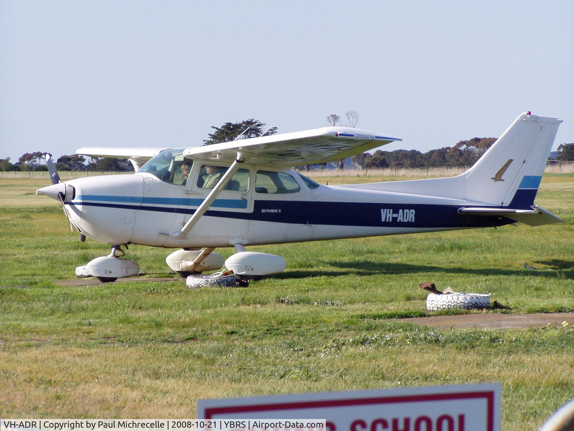VH-ADR, 1976 Cessna 172N C/N 17268277, VH-ADR at Barwon Heads Airport