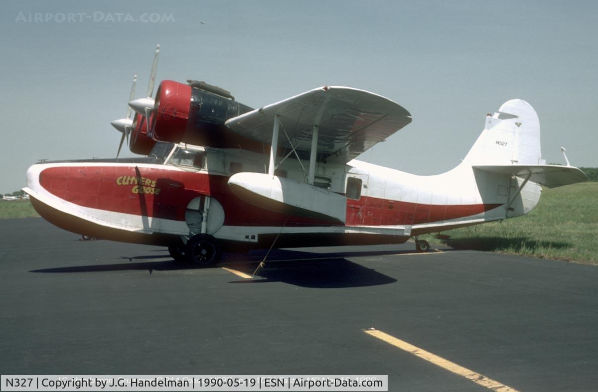 N327, Grumman G-21A Goose C/N 1051, On ramp at Easton MD