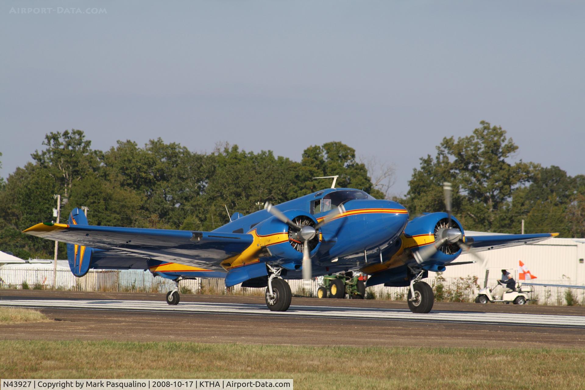 N43927, 1945 Beech D18S C/N A-26, Beech D18S