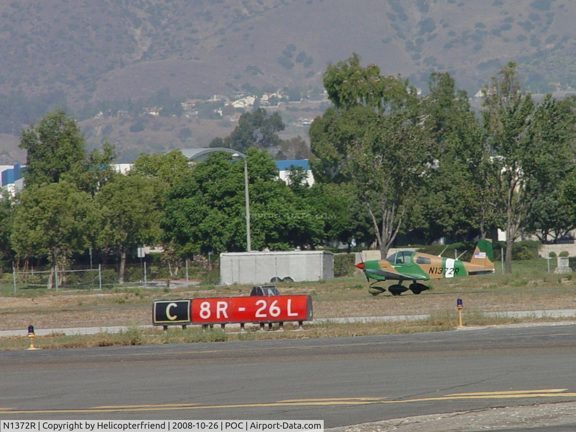 N1372R, 1976 Grumman American AA-1B Trainer C/N AA1B0672, Landing at Brackett
