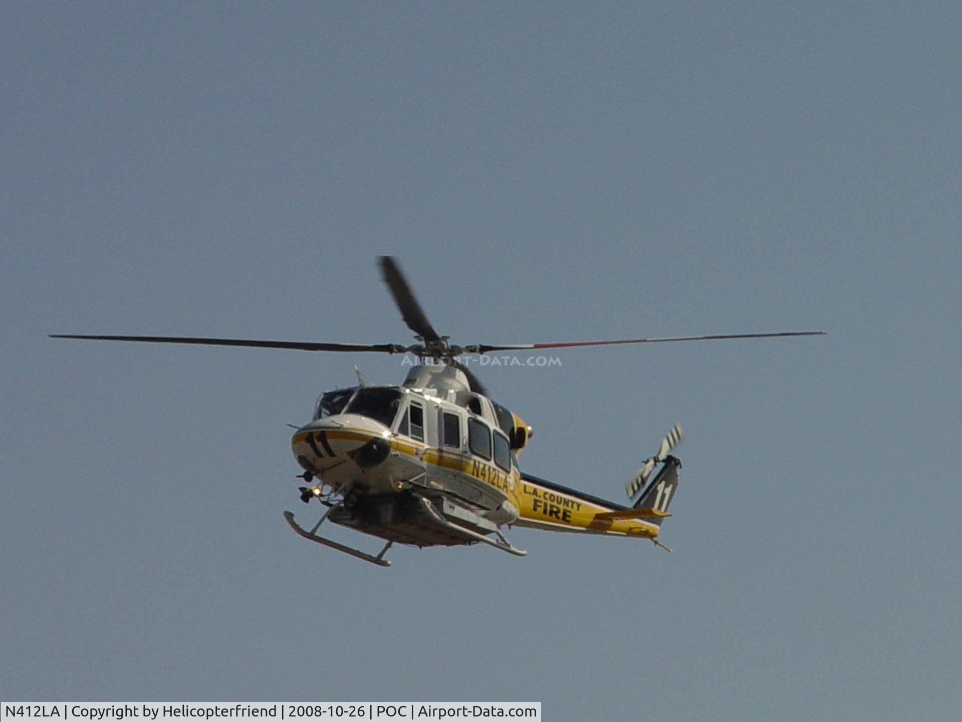 N412LA, 2005 Bell 412EP C/N 36392, Turning base at Brackett after crossing over runways