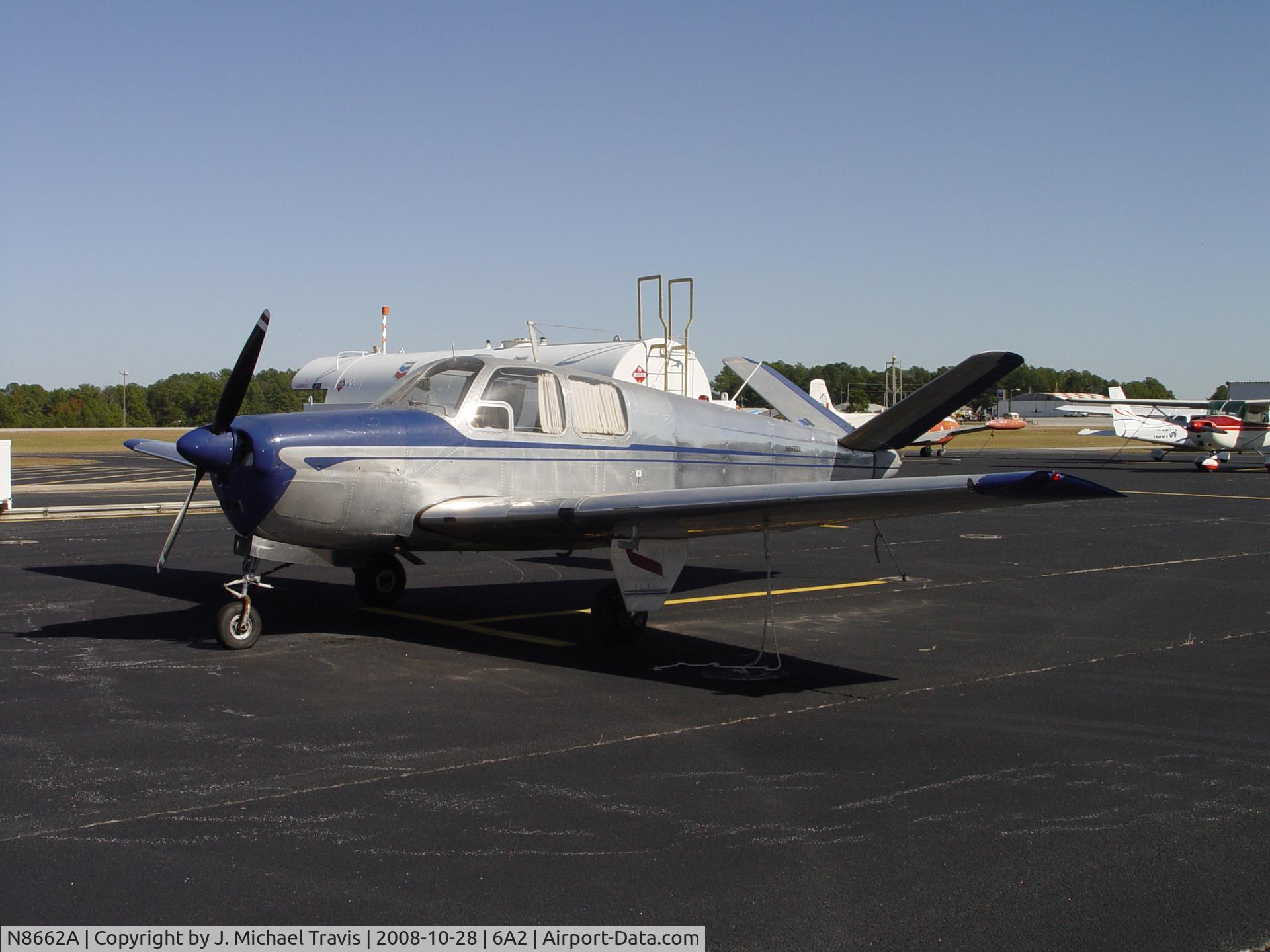 N8662A, 1949 Beech A35 Bonanza C/N D-2127, Nice looking old Bonanza at 6A2