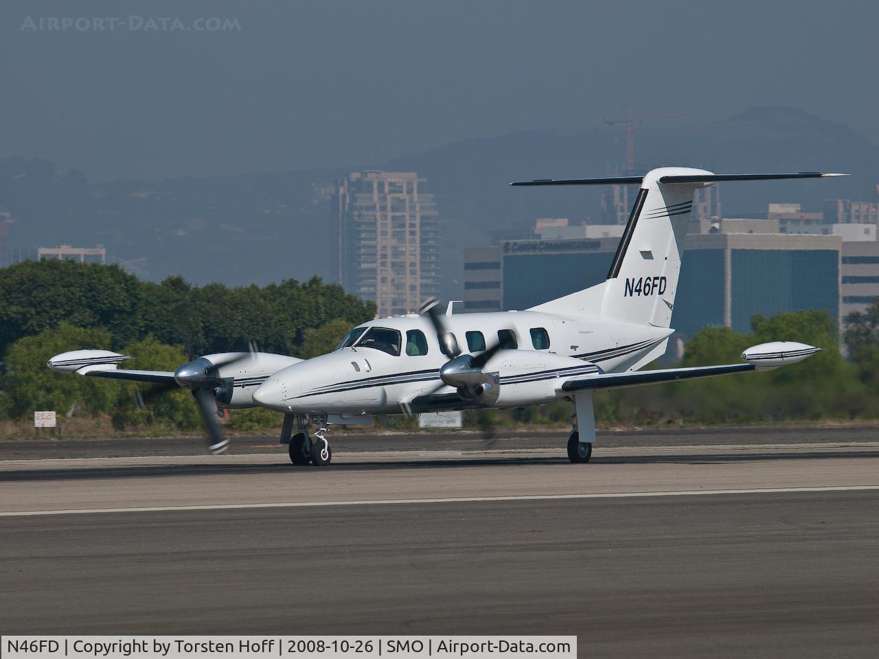 N46FD, 1985 Piper PA-42-1000 Cheyenne IV C/N 42-5527027, N46FD departing from RWY 21