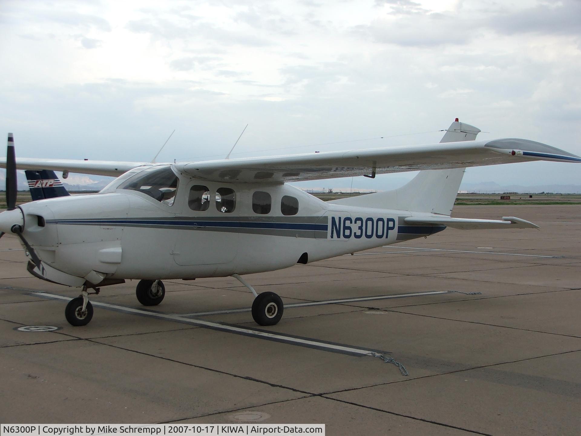 N6300P, 1978 Cessna P210N Pressurised Centurion C/N P21000166, 1979 Cessna P210N Taken at KIWA