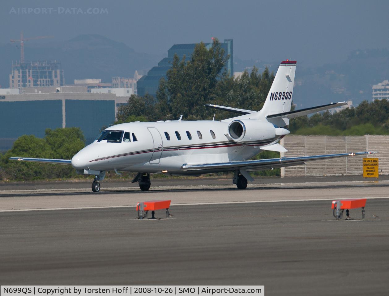 N699QS, 2001 Cessna 560XL Citation Excel C/N 560-5199, N699QS departing from RWY 21