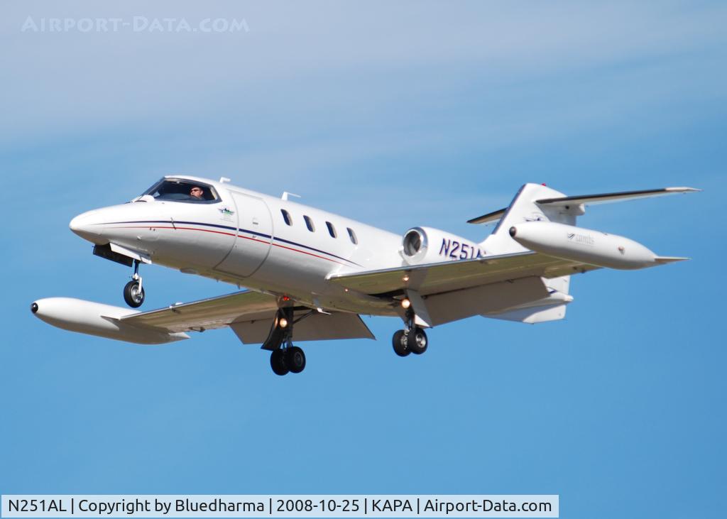 N251AL, Gates Learjet 25D C/N 25D-313, AirLife Denver on Final Approach to 17L.