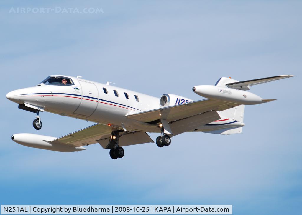 N251AL, Gates Learjet 25D C/N 25D-313, AirLife Denver on Final Approach to 17L.