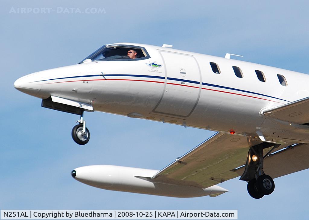 N251AL, Gates Learjet 25D C/N 25D-313, AirLife Denver on Final Approach to 17L.