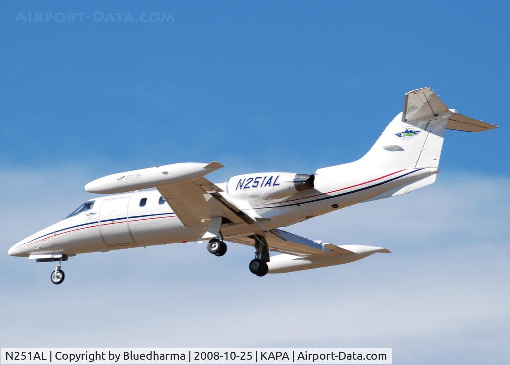 N251AL, Gates Learjet 25D C/N 25D-313, AirLife Denver on Final Approach to 17L.