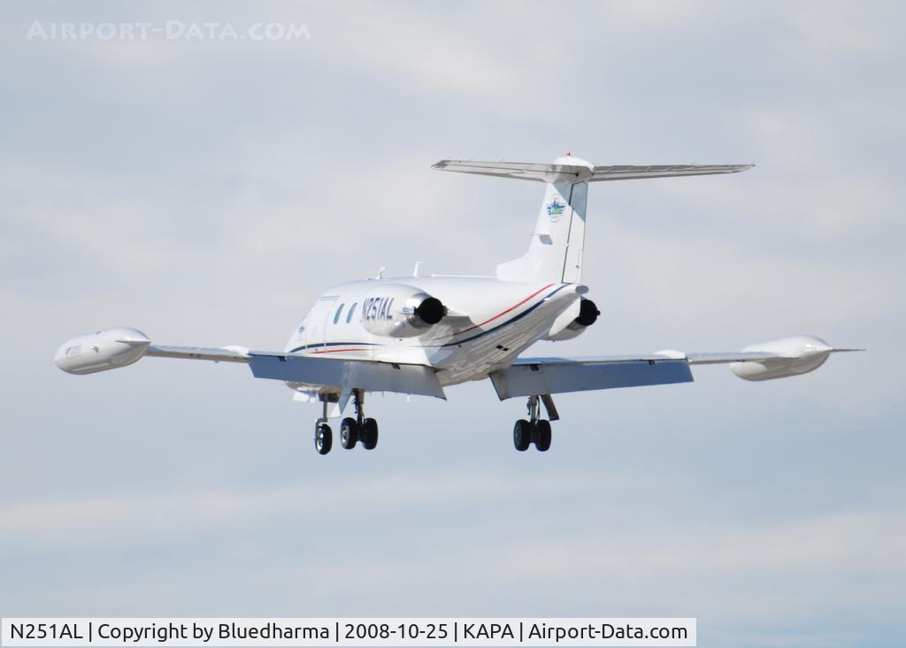 N251AL, Gates Learjet 25D C/N 25D-313, AirLife Denver on Final Approach to 17L.