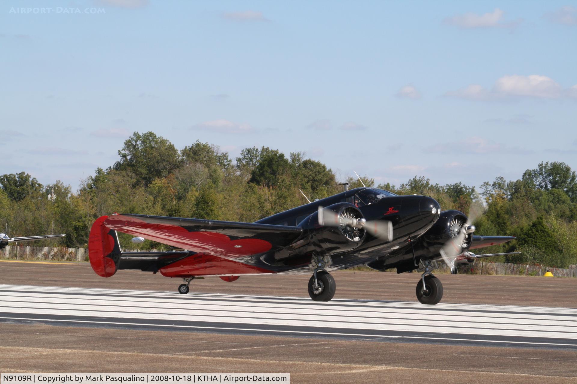 N9109R, 1943 Beech C18S (AT-7C) C/N 4383 (5676), Beech C18S