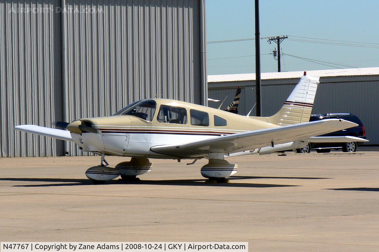 N47767, 1977 Piper PA-28-161 C/N 28-7816132, At Arlington Municipal