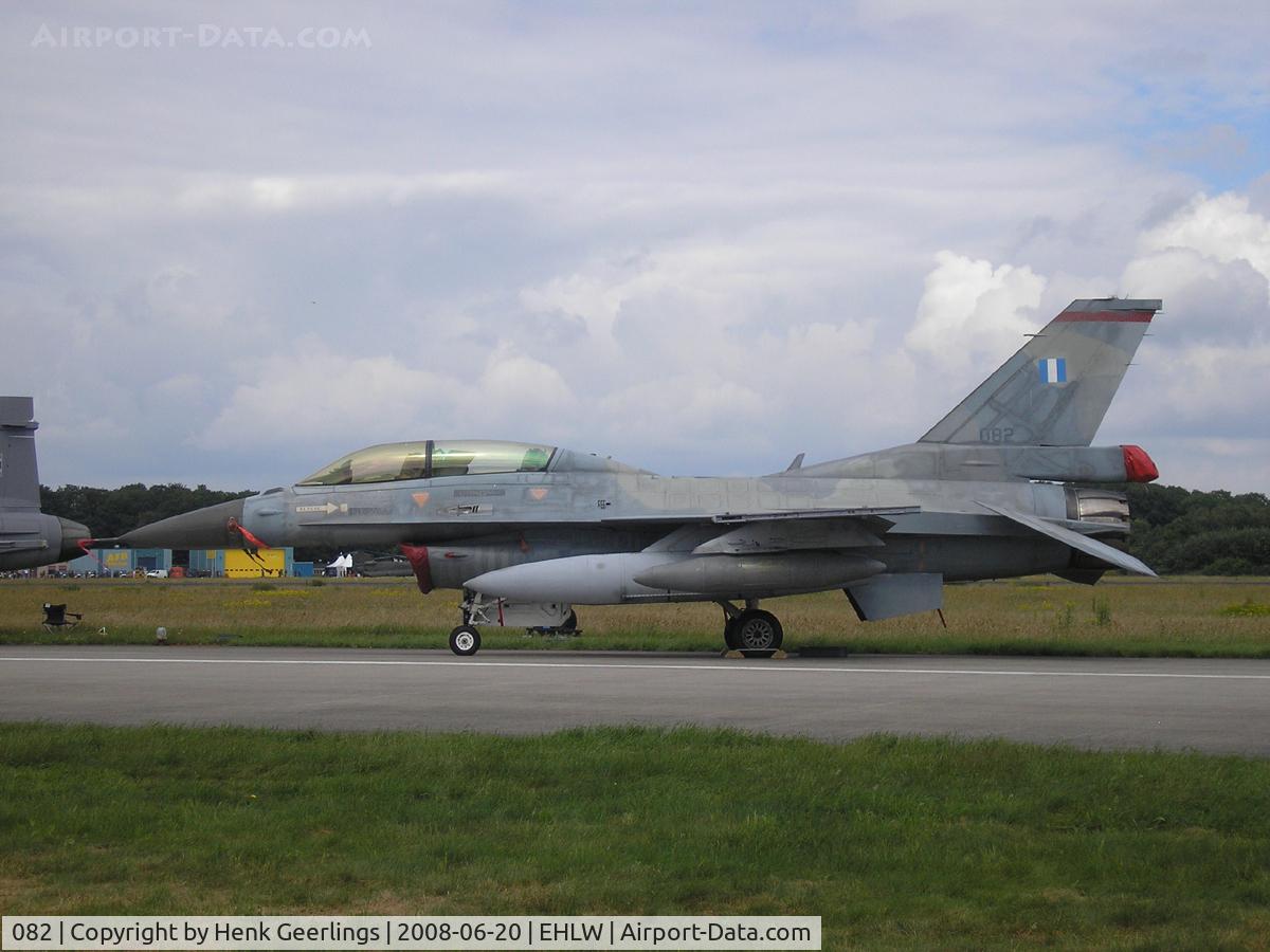 082, 1993 Lockheed Martin F-16D Fighting Falcon C/N TD-6, Dutch AF Openday , Leeuwarden AFB , 2008  - Hellenic AF