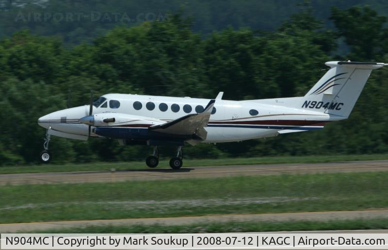 N904MC, 1991 Beech B300 King Air C/N FL-44, N904MC @ KAGC
