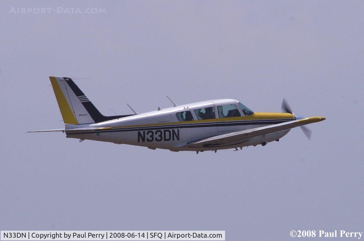 N33DN, 1969 Piper PA-24-260 Comanche C/N 24-4896, Leaving Suffolk