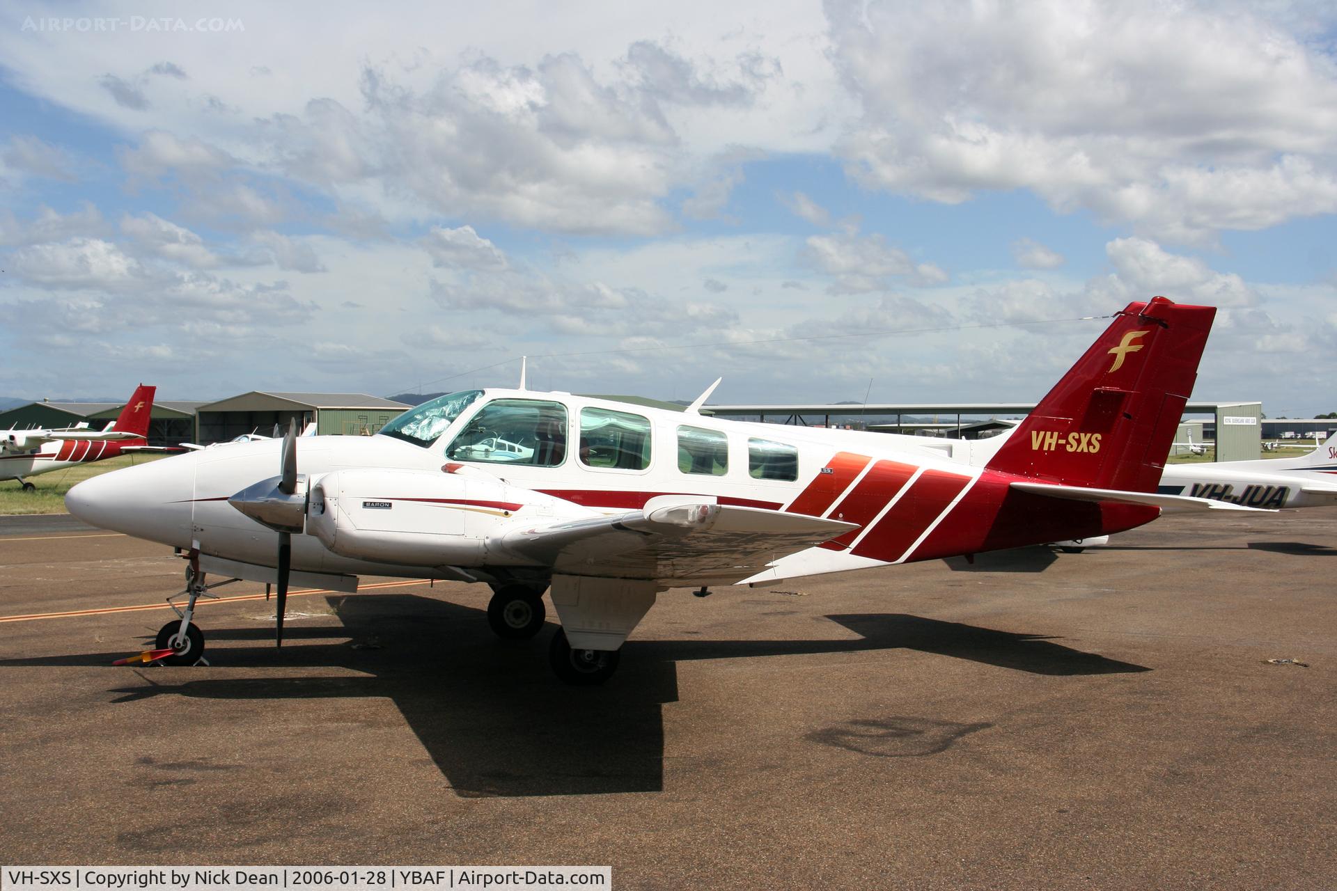 VH-SXS, 1971 Beech 58 Baron C/N TH-181, /
