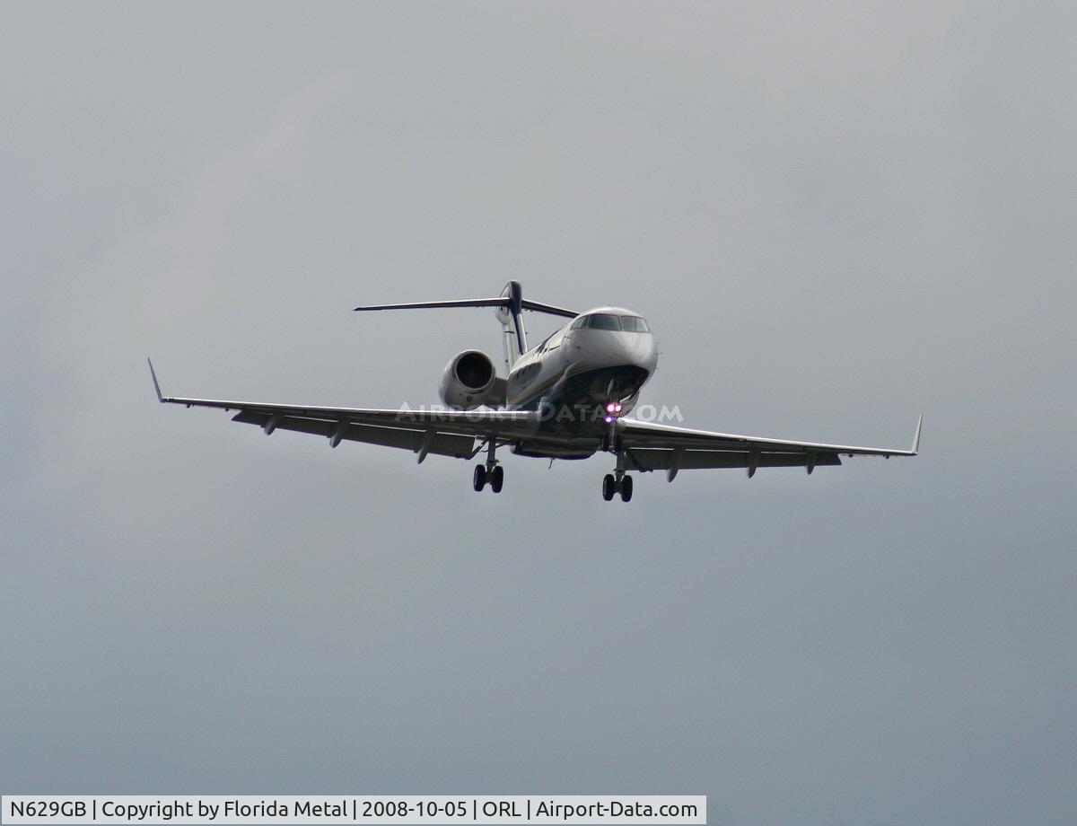 N629GB, 2007 Bombardier Challenger 300 (BD-100-1A10) C/N 20144, Challenger 300