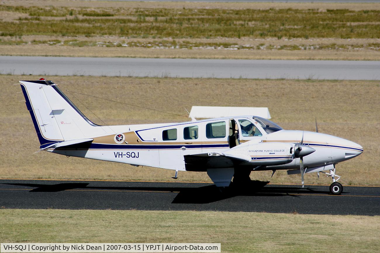 VH-SQJ, 1989 Beech 58 Baron C/N TH-1561, /