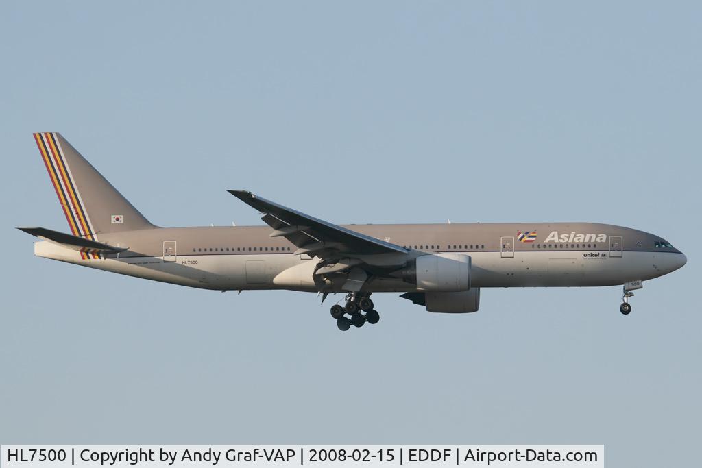 HL7500, 2002 Boeing 777-28E/ER C/N 28685, Asiana 777-200