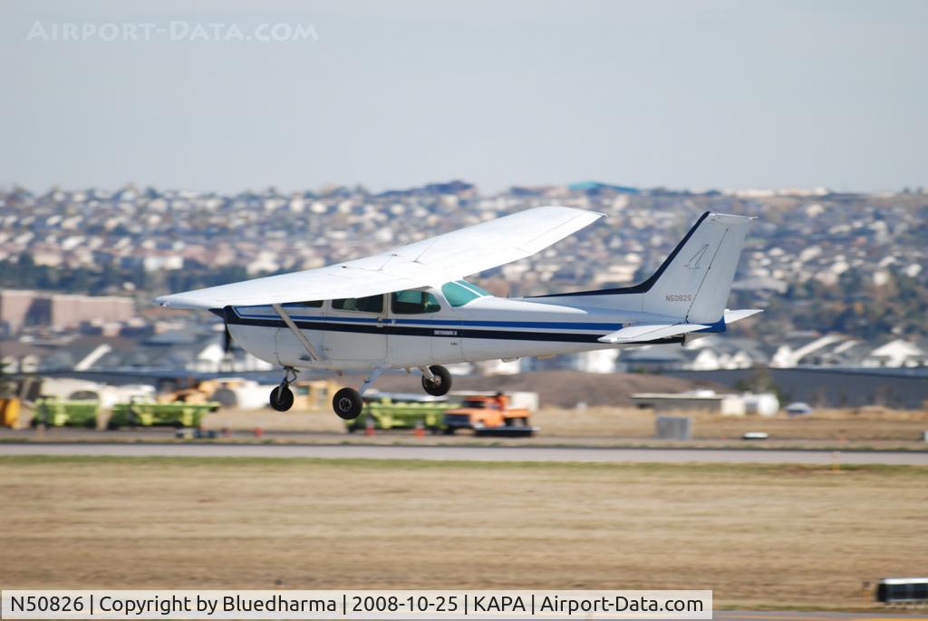 N50826, 1980 Cessna 172P C/N 17274222, Touch and Go Landing on 35L.